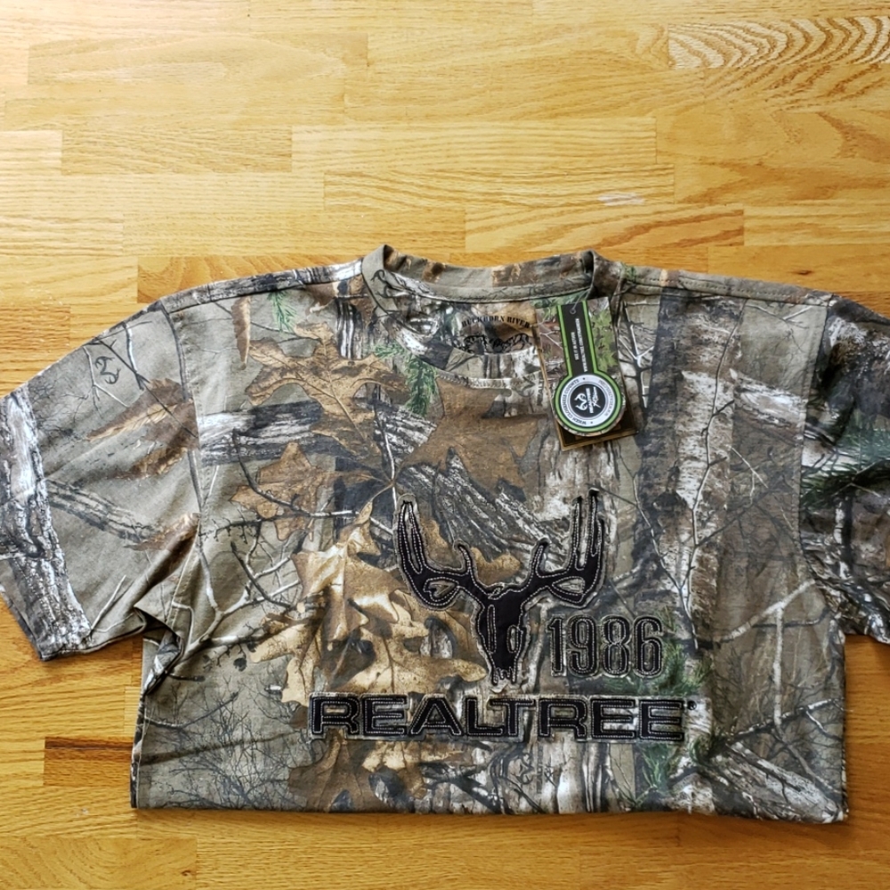 NWT mens Med REALTREE camo tee